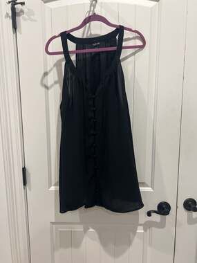 Torrid Black Georgette Button-Front Sleeveless Tank Top